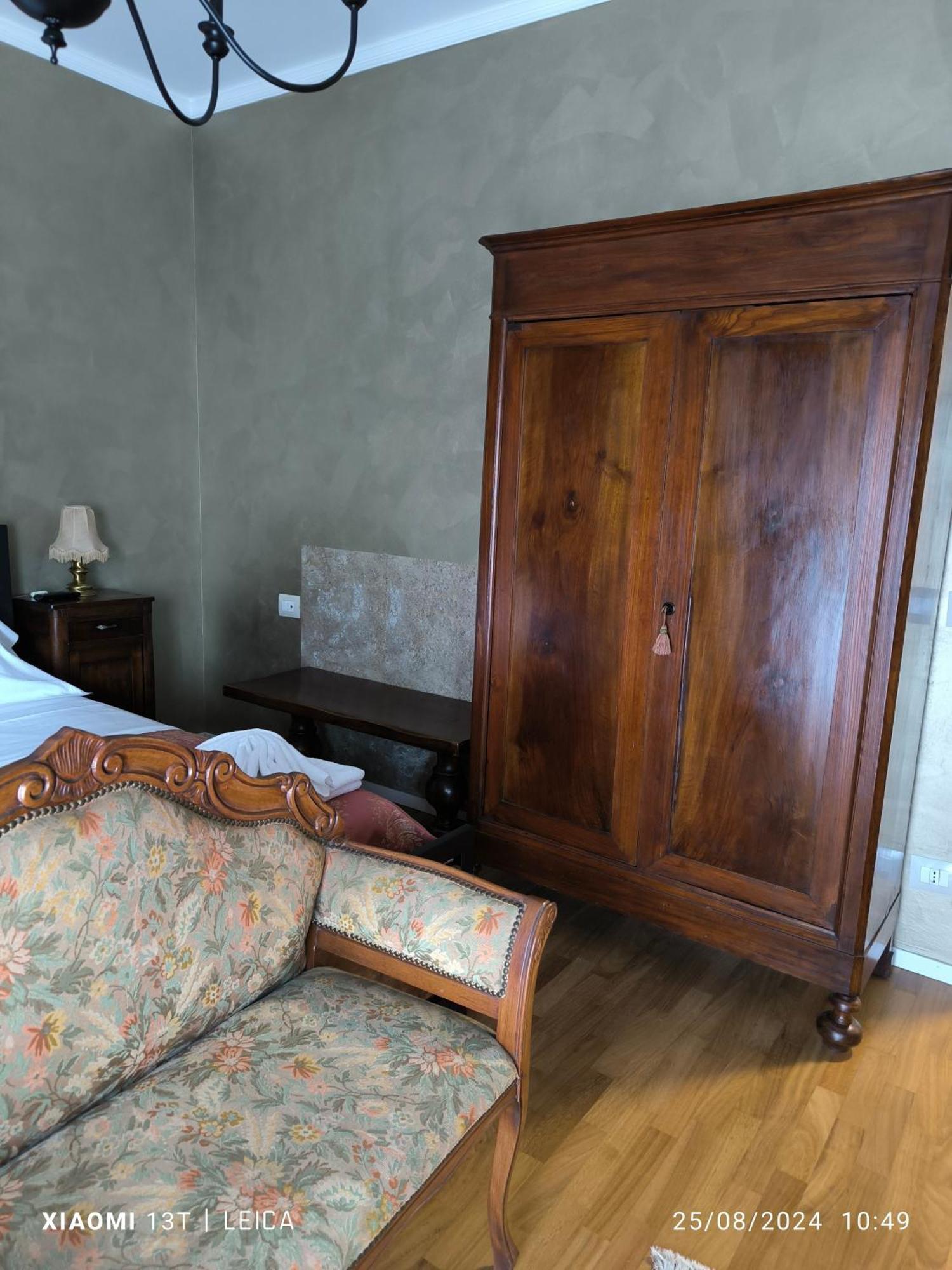 CastelguelfoLe Piante Di Casa Samar住宿加早餐旅馆 外观 照片